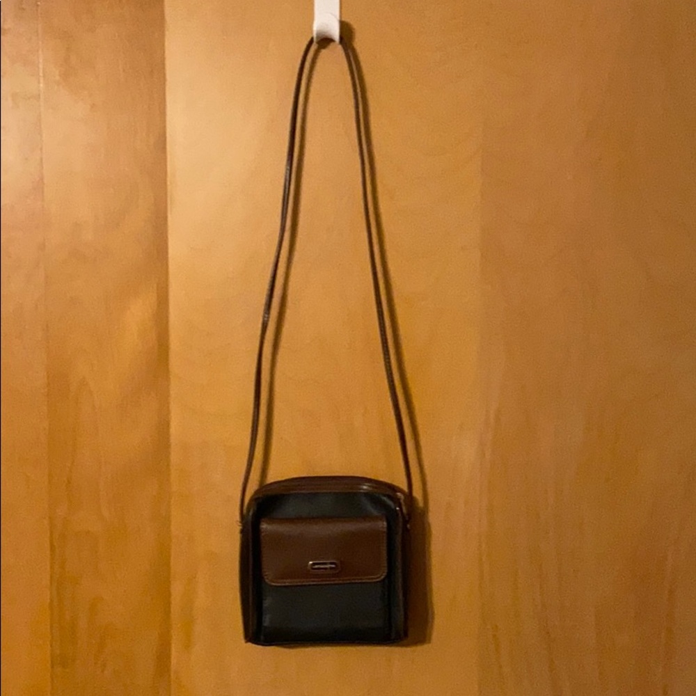 Liz Claiborne blank & brown purse